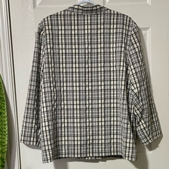 Separate Editions Vintage Blazer - Picture 6 of 11